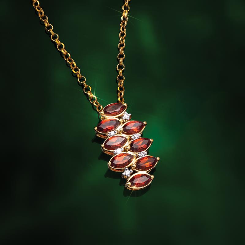 Garnet Starlet Pendant, Chain & Earrings